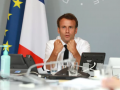 «Beaucoup de choses pourront reprendre, mais en s'adaptant aux contraintes de l'épidémie pour que le coronavirus ne recircule pas à toute vitesse», a prévenu Emmanuel Macron. © POOL / REUTERS