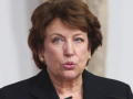 Pour Roselyne Bachelot, pas de reprise des concerts debout sans vaccin