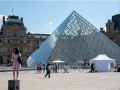 Greenpeace saisit le tribunal administratif contre le Louvre pour dénoncer un partenariat avec TotalEnergies