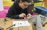 Métiers d’art : le gouvernement annonce un plan de 340 millions d’euros pour soutenir le secteur