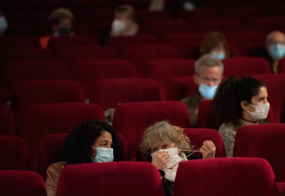 Une salle de cinéma, à Belle-Ile-en-Mer (Morbihan), le 19 mai 2021. LOIC VENANCE / AFP