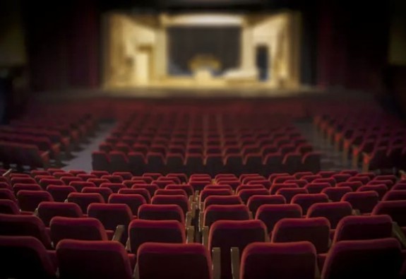 «La fréquentation augmente depuis 2022»: les Français continuent d’aller au théâtre