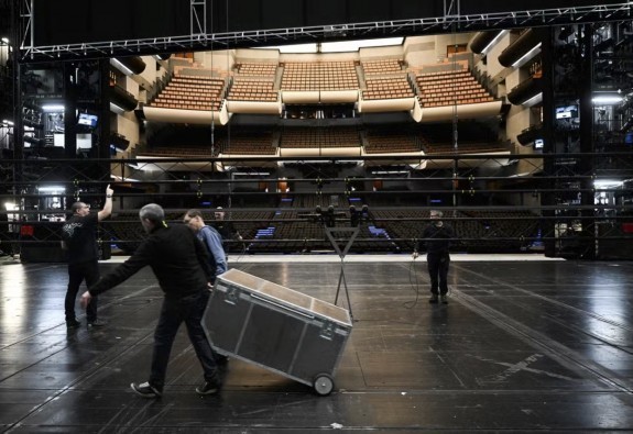 Décors, transports, isolation… L’empreinte carbone du secteur de la création artistique passée au crible