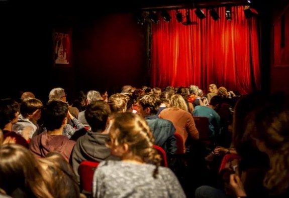 Débat La vie culturelle, «une affaire de temps»