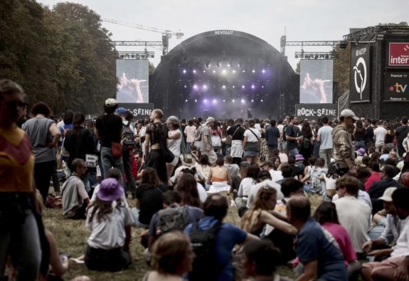 93% des festivals français en difficulté financière, la moitié est déficitaire en 2025, selon le Syndicat des musiques actuelles