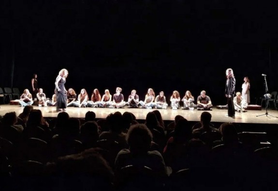 Gel de la part collective du Pass culture : l'accès à la culture pour tous les élèves est menacé
