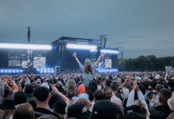 "Un fléau qui perdure depuis des années" : le gouvernement britannique veut interdire la revente de billets de matchs et concerts au-dessus du prix d'achat