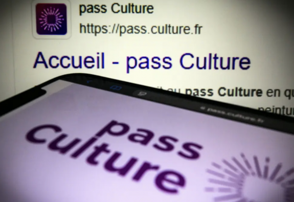 Streaming, e-presse, livres audio… Le plafond du Pass culture pour les «offres en ligne» réduit de moitié