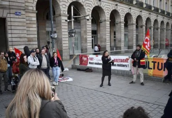 À Rennes, la CGT spectacle dénonce les propositions du Medef sur l’assurance chômage