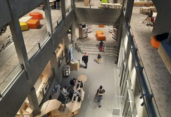 Municipales 2026 à Avignon : quelles ambitions culturelles au-delà du Festival pour les candidats ?