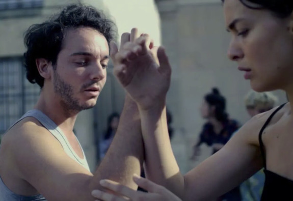 «J’ai très peur, c’est extrêmement violent» : un chorégraphe victime d’une fake news lancée par l’extrême droite