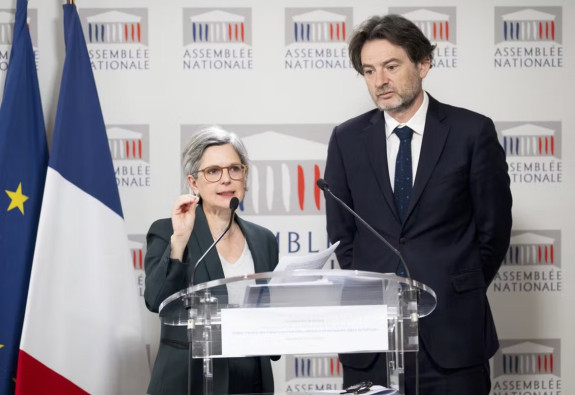 “Chaque jour, il y a encore des victimes” : une loi pour lutter contre les violences dans le monde de la culture