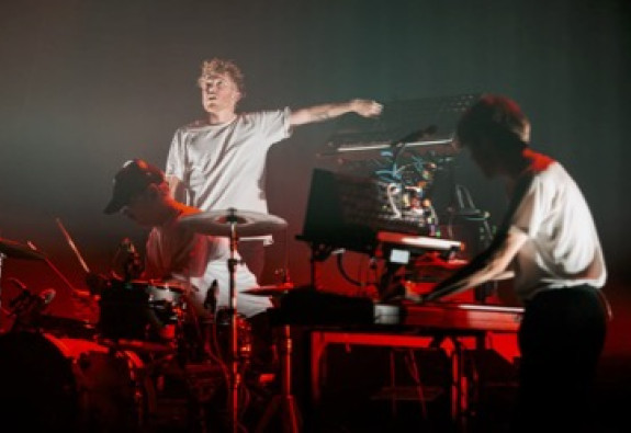 Musiciens en résidence dans des salles de spectacle : un travail de concert