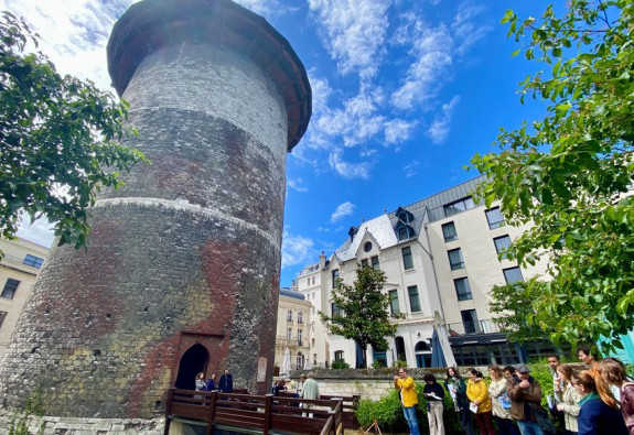 Rouen facilite l’accès à la culture pour les familles monoparentales pour « rétablir une certaine équité en matière d’accessibilité »