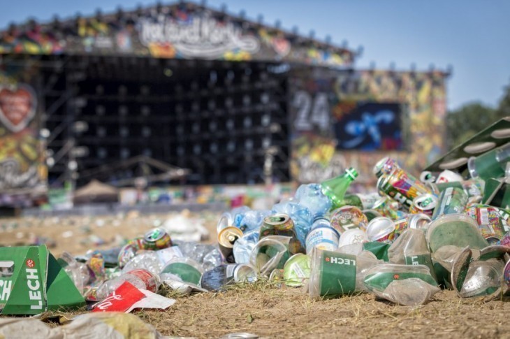 1 500 artistes électroniques s’engagent à bannir le plastique à usage unique de leurs concerts