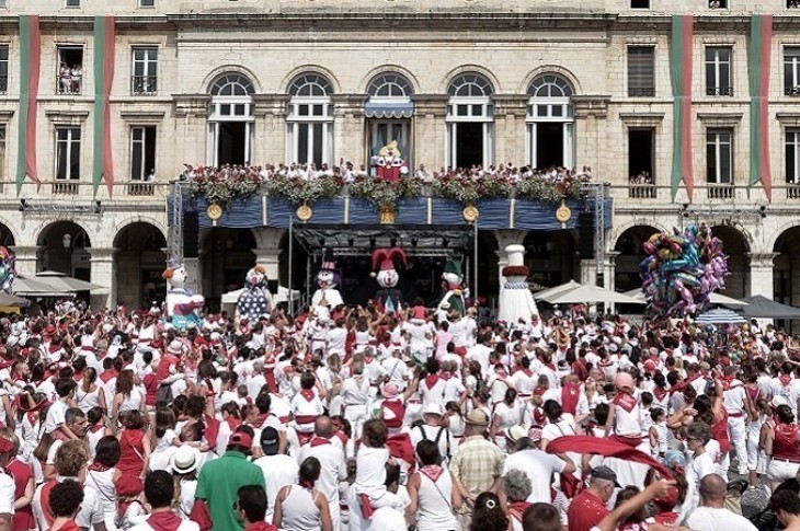 Un concert lors des fêtes de Bayonne, le 27 juillet 2018. © Iroz Gaizka / AFP