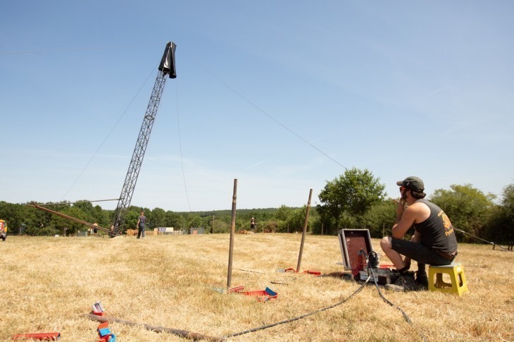 Montage du Festival Dub Camp en 2019. © Rémi Molinero Photographie