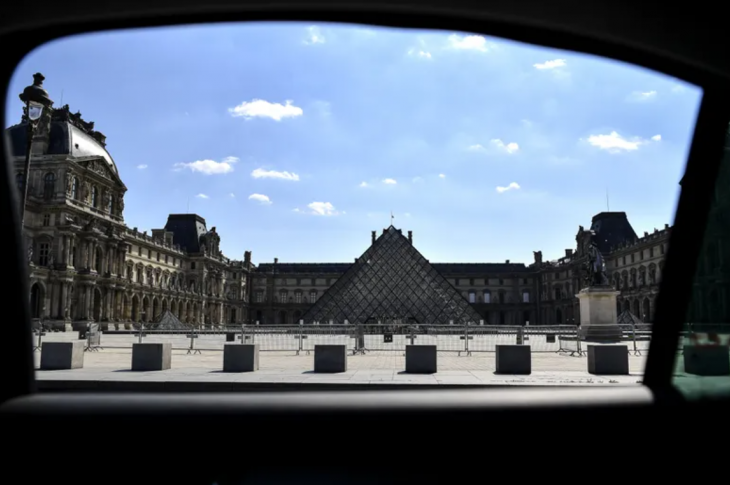 Il va falloir encore patienter longuement pour savoir quand les musées et les lieux culturels pourront réouvrir. © Christophe ARCHAMBAULT - AFP