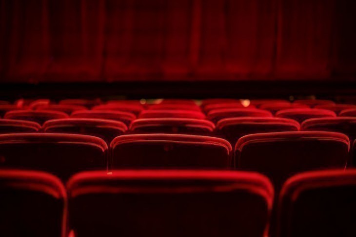 Il faut que «chacun puisse fréquenter le théâtre selon ses intérêts et non en étant le jouet d’une prédétermination sociale invisible»