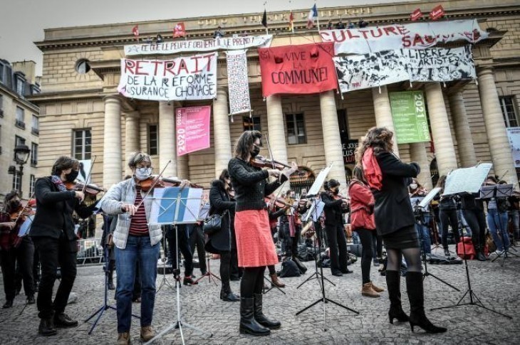 Le revenu brut mensuel moyen des intermittents a diminué de 400 euros en 2020, selon l’Unedic