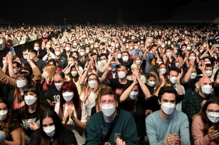 Covid-19 : un syndicat du spectacle demande à Emmanuel Macron de valider son protocole de concert-test