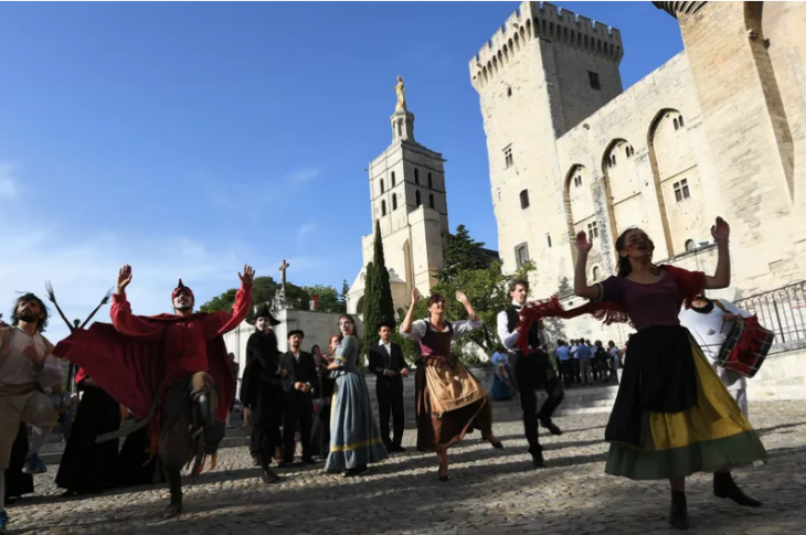 Avignon : une jauge à 100% pour le In et le Off