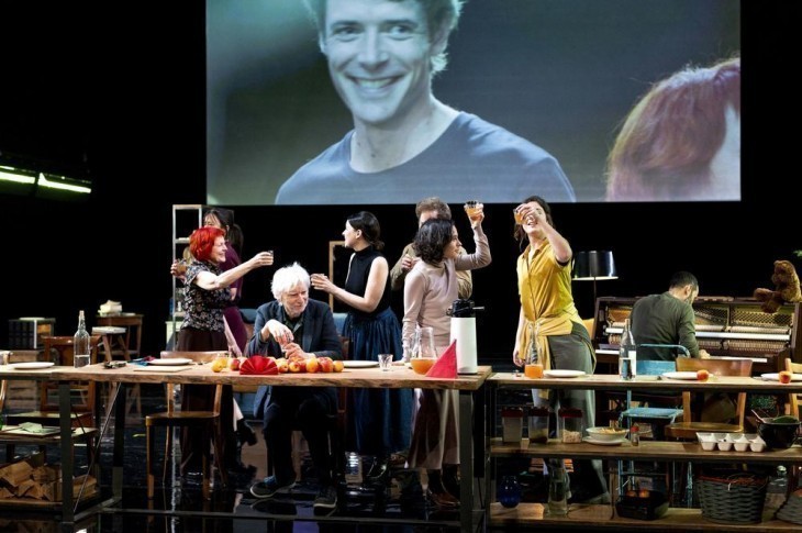 Avignon 2021 : le théâtre doit-il être politique ?