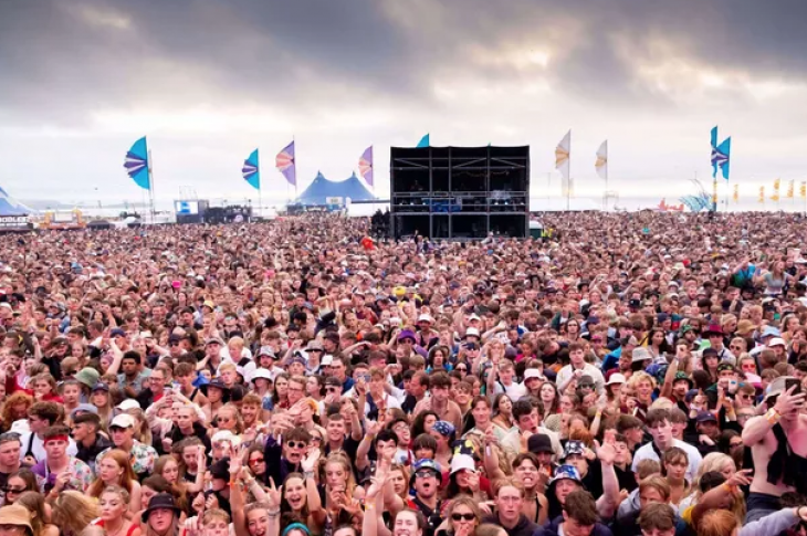 5000 contaminés et la crainte d’une nouvelle souche après un festival en Angleterre