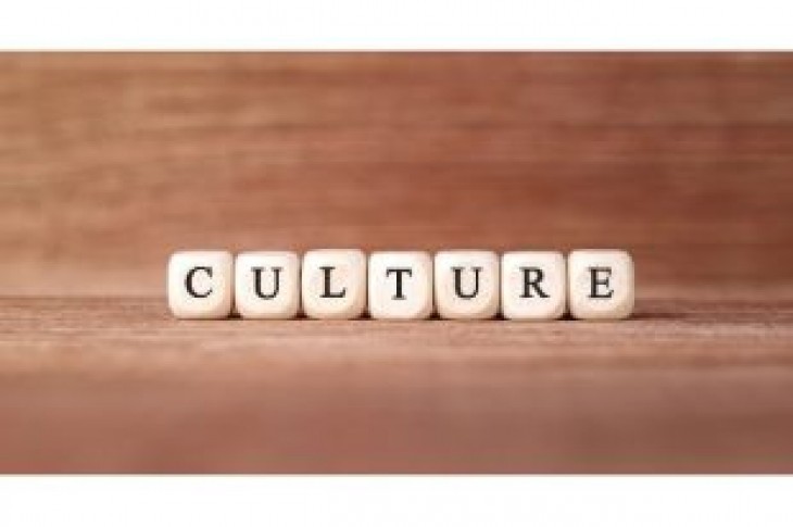 Culture : les cinq dossiers à suivre à la rentrée
