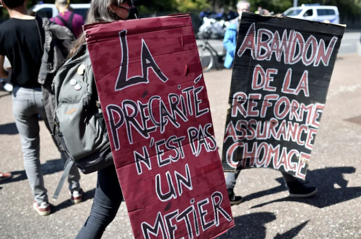 Intermittents du spectacle : "L'usine à gaz de l'année blanche est remplacée par une autre usine à gaz"