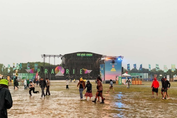 Le samedi 4 juin 2022, les organisateurs du festival We Love Green ont dû annuler les concerts de la soirée en raison du risque d’orages violents dans le bois de Vincennes
