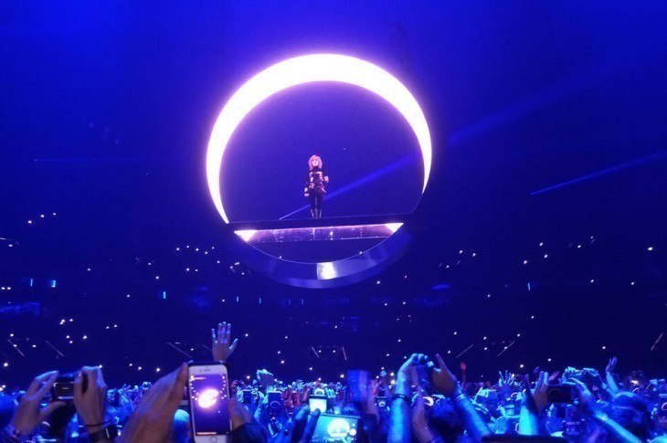 Mylène Farmer, Taylor Swift… Le concert au stade industriel