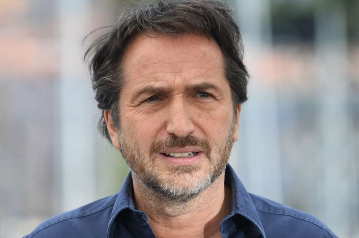 Édouard Baer accusé d’agressions sexuelles : le spectacle du comédien à Paris annulé