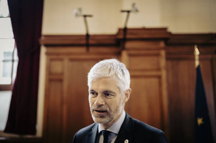 Coupes dans la culture : en Auvergne-Rhône-Alpes, l’idéologie fixe de Laurent Wauquiez