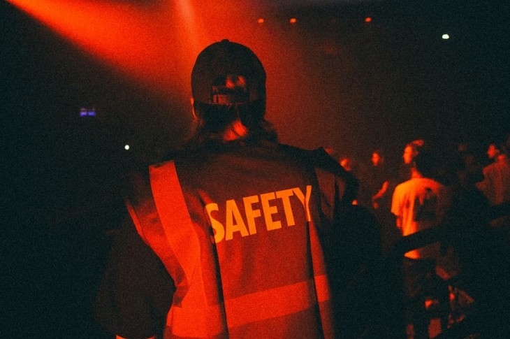 Musique Violences sexuelles et sexistes dans les concerts : la lente mue des services de sécurité