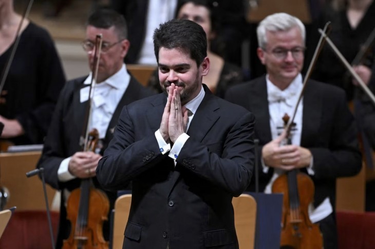 « Jusqu’où va aller cette folie qui consiste à imaginer qu’en effaçant l’Orchestre philharmonique d’Israël, on va résoudre un problème ? »