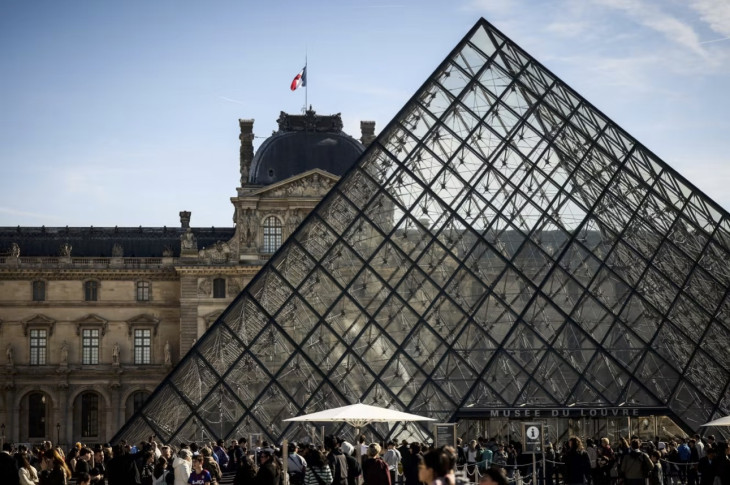 « Le destin de Laurence des Cars à la tête du Louvre remet une question sur la table : pourquoi les grands patrons culturels deviennent-ils fous ? »