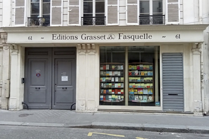 «Une guerre idéologique pour imposer l’autoritarisme» : 115 auteurs annoncent quitter Grasset après l’éviction d’Olivier Nora