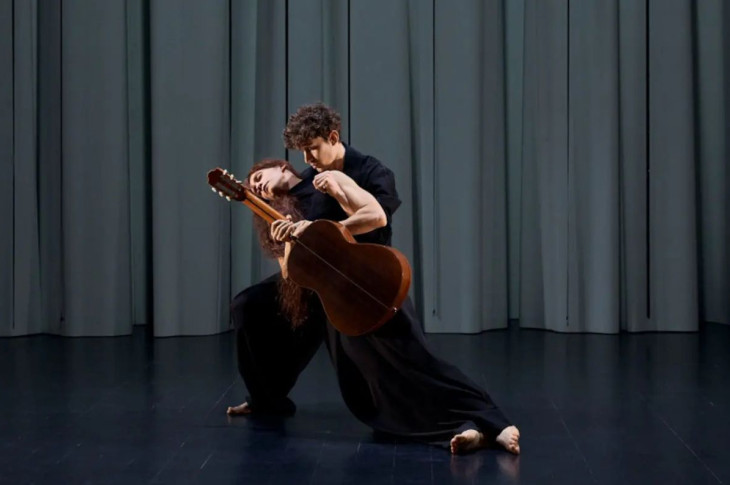 A Montpellier Danse, un message inquiétant, un spectacle agaçant et un final brillant