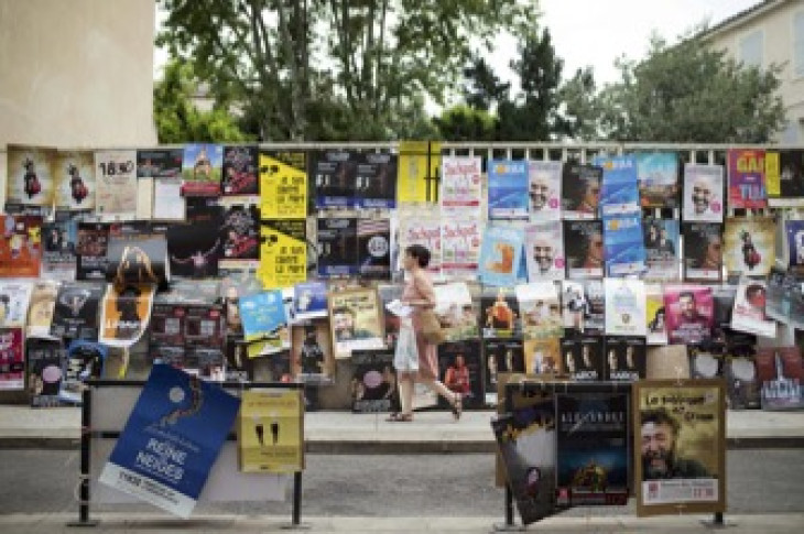 Le Festival d’Avignon s’ouvre sur fond de flou budgétaire pour le théâtre, alimenté par la ministre de la Culture