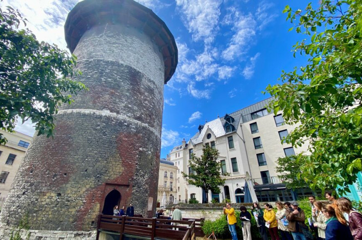 Rouen facilite l’accès à la culture pour les familles monoparentales pour « rétablir une certaine équité en matière d’accessibilité »