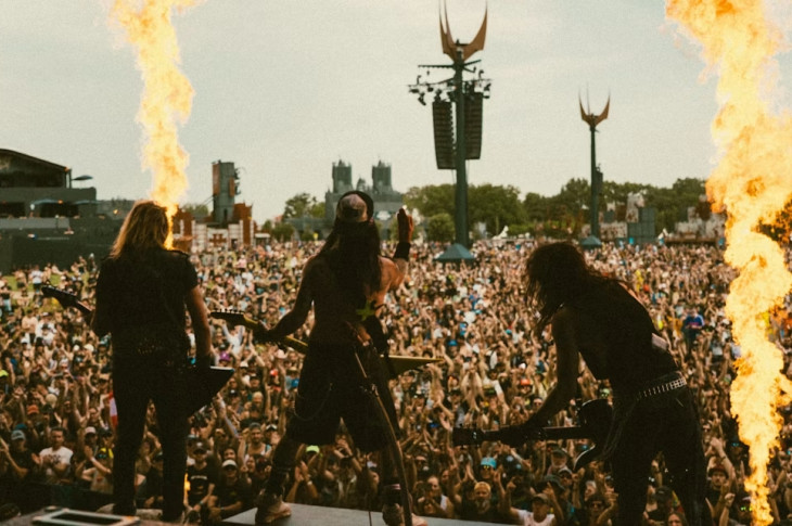 Beaucoup d’appelés, peu d’élus : quand le Hellfest instaure un rite d’attente numérique